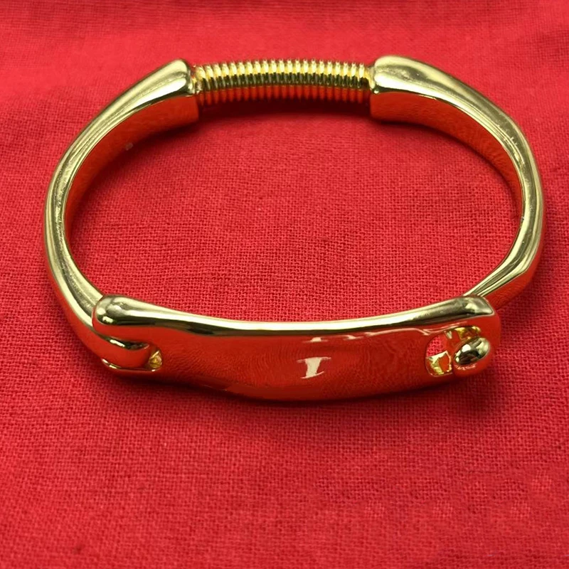 Série de bracelets multi-éléme - Luxury Gift Set avis et prix