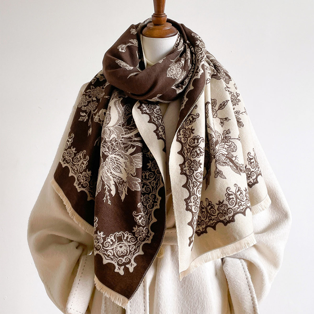 Écharpe en imitation cachemire - Cashmere Scarf avis et prix